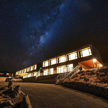 Galaxy Boutique Hotel Lake Tekapo Eksteriør bilde The Atacama Desert is one of the driest places on Earth.